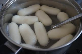 煮至浮起三分钟即可