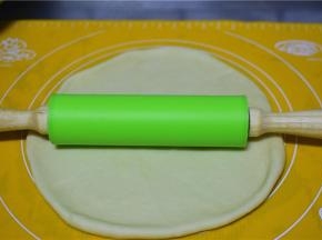 取出来擀成一厘米后的面片