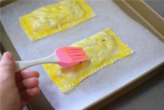 刷蛋黄液
