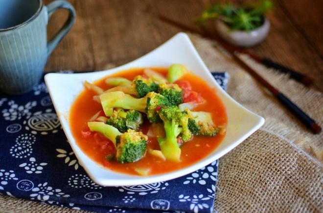 西红柿炒西兰花