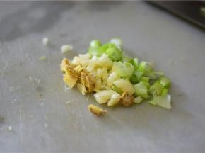 葱姜蒜切末