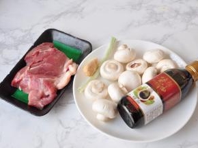 准备食材。