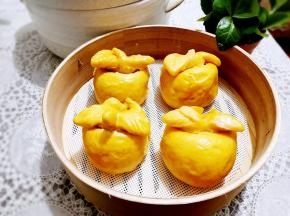 加盖大火蒸二十分钟即可