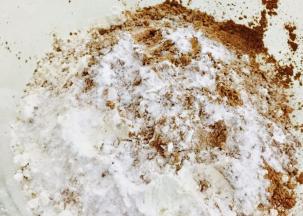 可可粉、低粉、泡打粉混合均匀