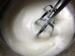 打蛋器高速打发