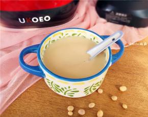 一碗暖暖的、健康美味的豆浆，无需过滤，心情甚好!