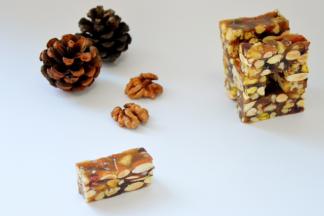 美味的坚果能量棒就做好啦