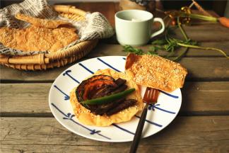 做成开放式三明治也是很不错的。