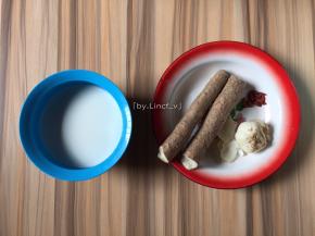 所需食材:山药、百合、纯牛奶、冰糖、枸杞、清水