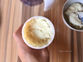 同样的将1勺山药泥填充进模具中