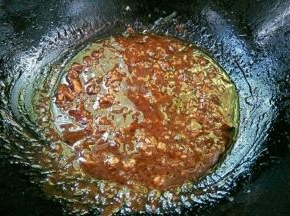 炒匀即可，盛出备用。