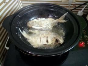 两面煎至金黄酥脆，也可以直接油炸