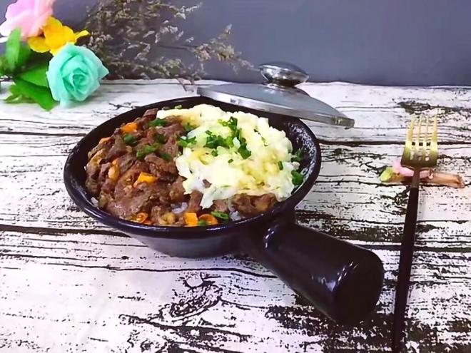 荤素搭配牛肉煲