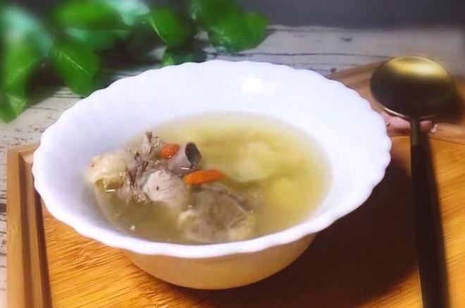 百合莲子排骨汤