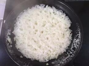 煮开后转小火煮8分钟