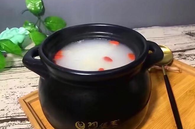 银耳百合粥