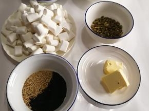准备好原材料。