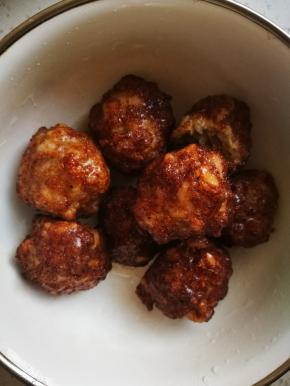 自制的肉丸子