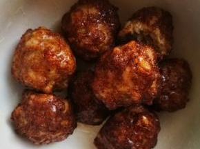 自制的肉丸子