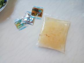 海蜇头打开包装。