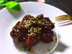 葱洗净切末，撒上葱花即可