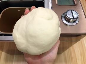 揉成光滑面团即可，总共才揉了12分钟