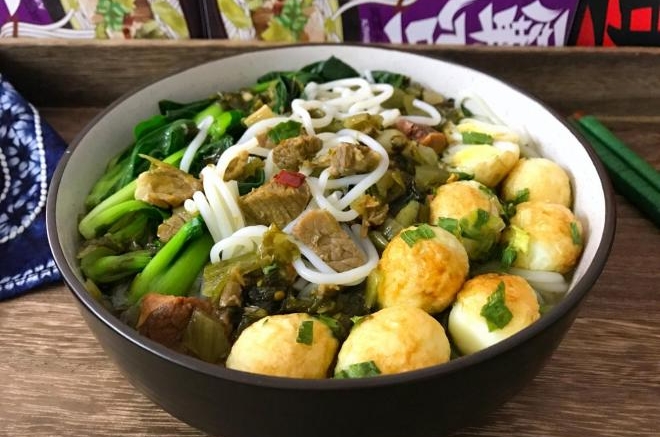 快手酸菜牛肉粉