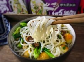 味道鲜美，Q弹劲道的酸菜牛肉粉。