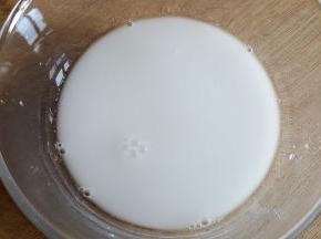 14.准备适量水淀粉。