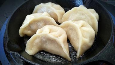 烧至汤汁收尽。