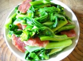 调好味，盛入盘中。