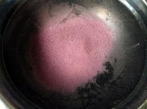 取4克紫薯粉