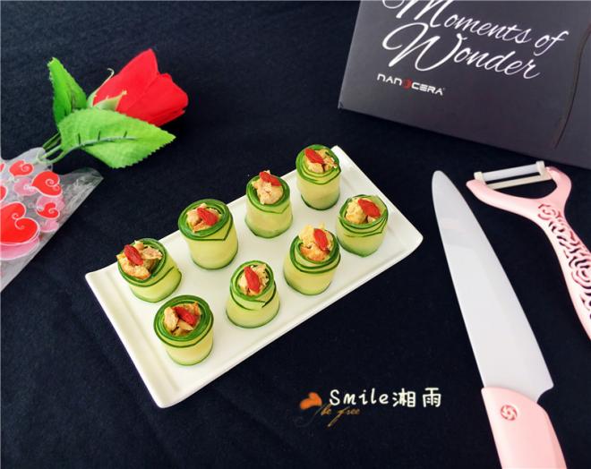 鸡蛋肉末青瓜卷