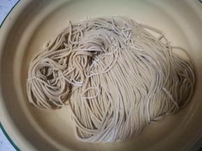 自制苦荞面，前面有制作苦荞面条的食谱！