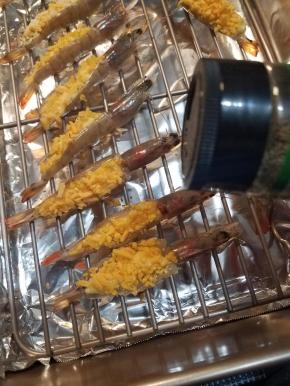 撒上一点迷迭香。