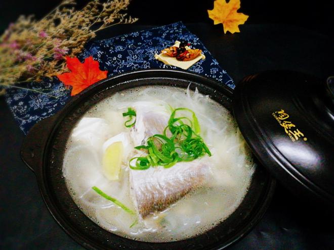 午鱼萝卜丝豆腐汤