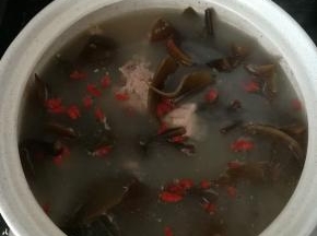 加入一点枸杞。即可。