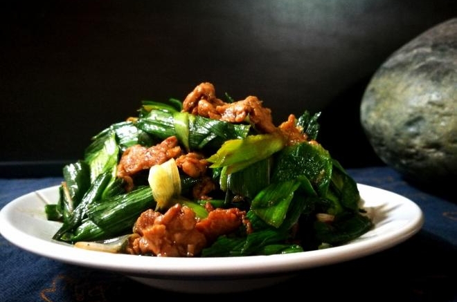 蒜苗炒肉