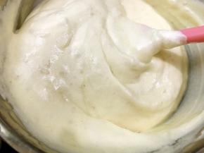 全部翻拌均匀后的面糊