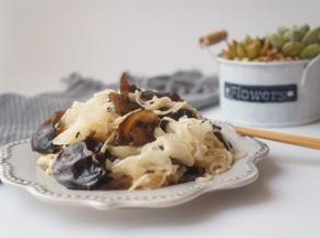 双耳金针菇就做好了