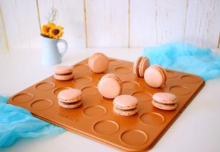 儿子已经在旁边流口水了