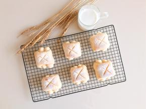 超级萌有没有！！真的是面包中的萌软妹纸