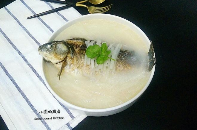 鲫鱼萝卜丝汤
