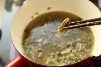 可以看到大颗的牛肉块，真是不简单。