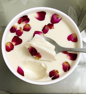 口感q弹的，一点儿腥味都没有只有淡淡的花香