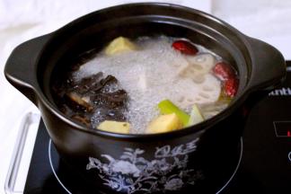 20分钟后打开锅盖