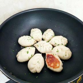 水分收干就可以断火出锅。