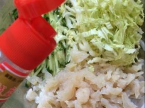 加入适量的香油增香。