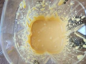 研磨到这种程度就可以了，完成的花生酱非常细腻