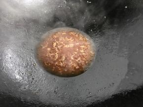 加适量水调成糖醋汁